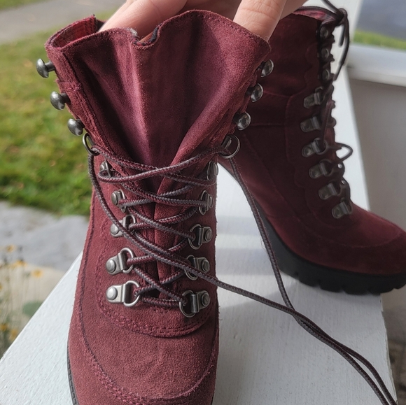 Nine West Abrial Lace Up Bootie - Picture 7 of 10